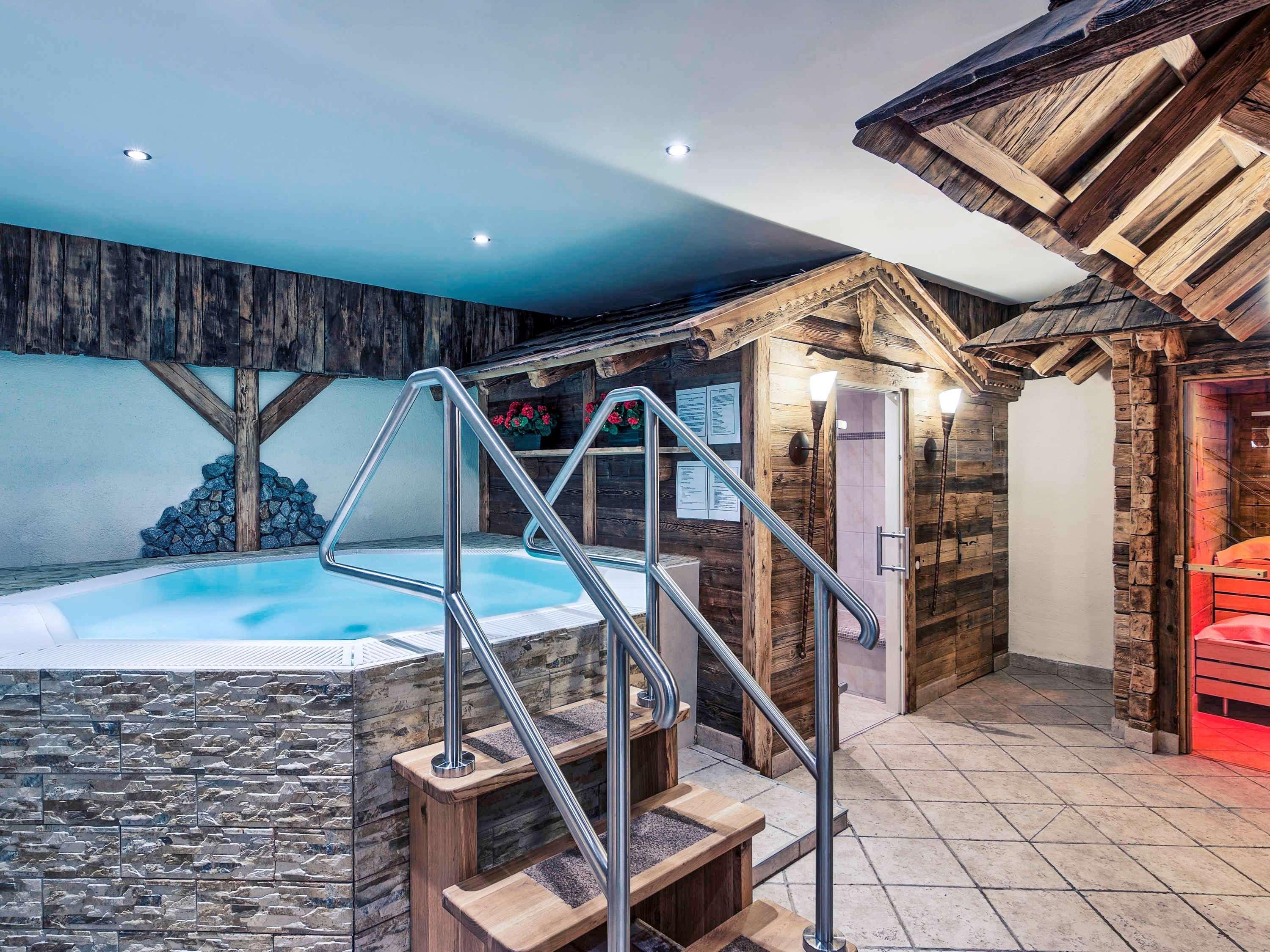 Mercure Sighisoara Binderbubi Hotel & Spa מראה חיצוני תמונה