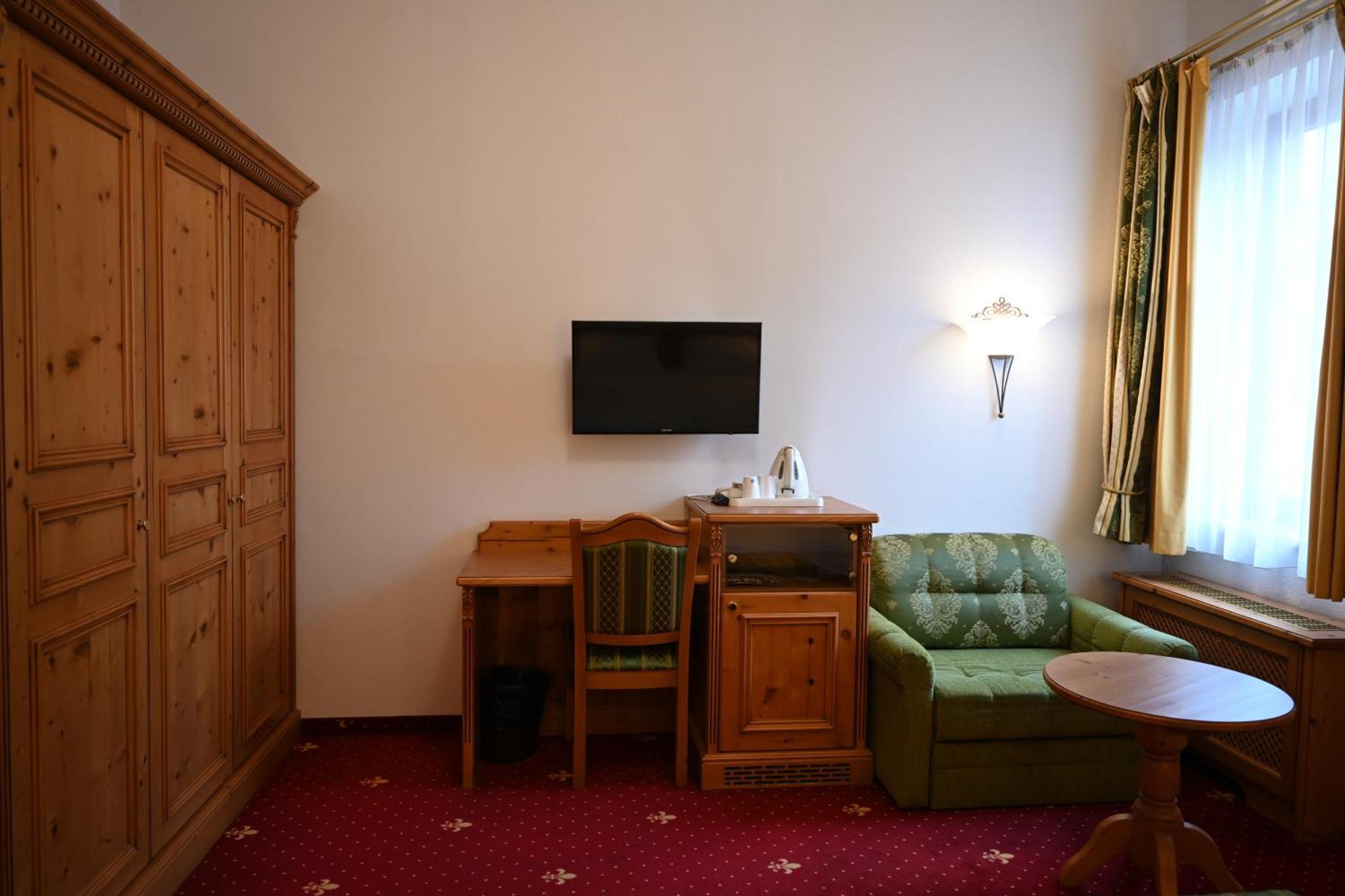 Mercure Sighisoara Binderbubi Hotel & Spa מראה חיצוני תמונה